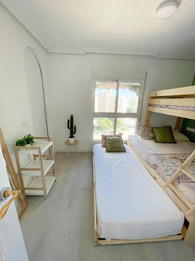 Apartamento En 1ª Linea Con Piscina Alicante Eksteriør billede