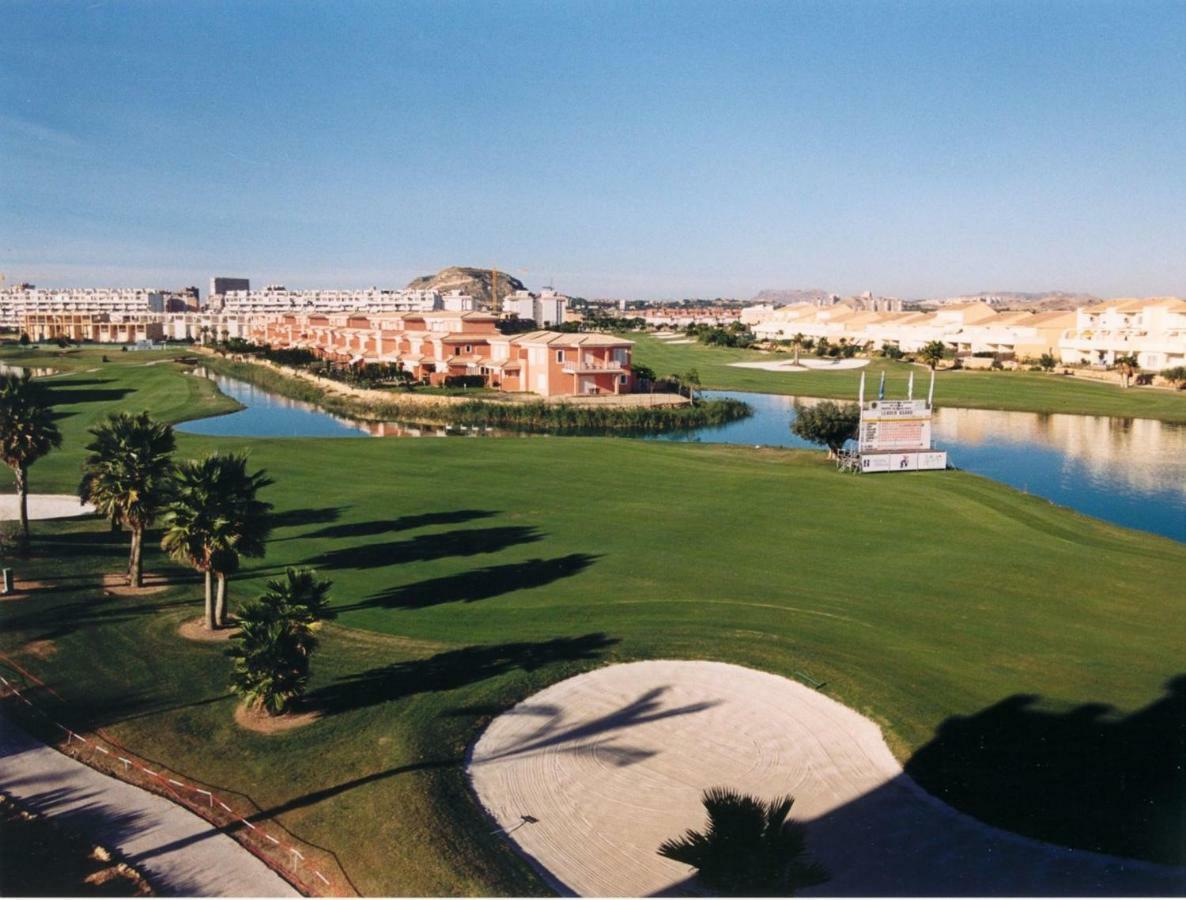 Apartamento En 1ª Linea Con Piscina Alicante Eksteriør billede